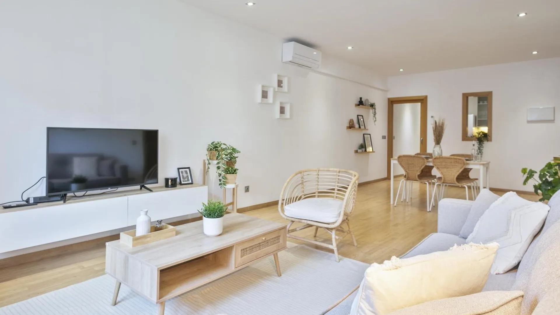 Ferienwohnung Ola Living Consell De Cent Barcelona
